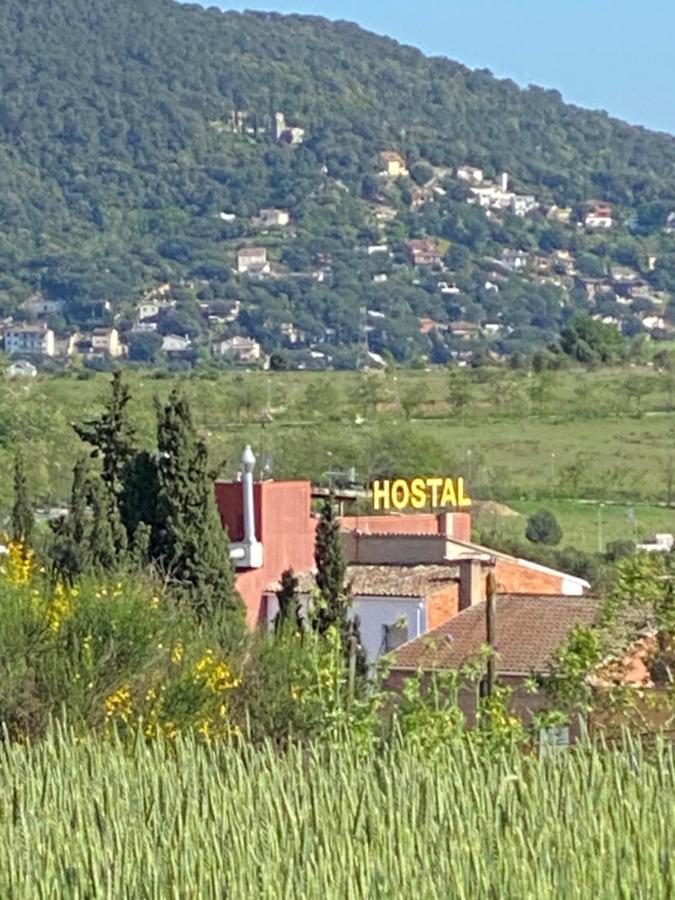 Hotel Hostal Galicia Cardedeu Exteriér fotografie